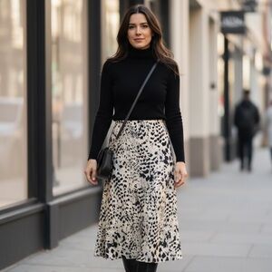 Aritzia Babaton Sz 6 Abstract Animal Print Slip Midi Skirt